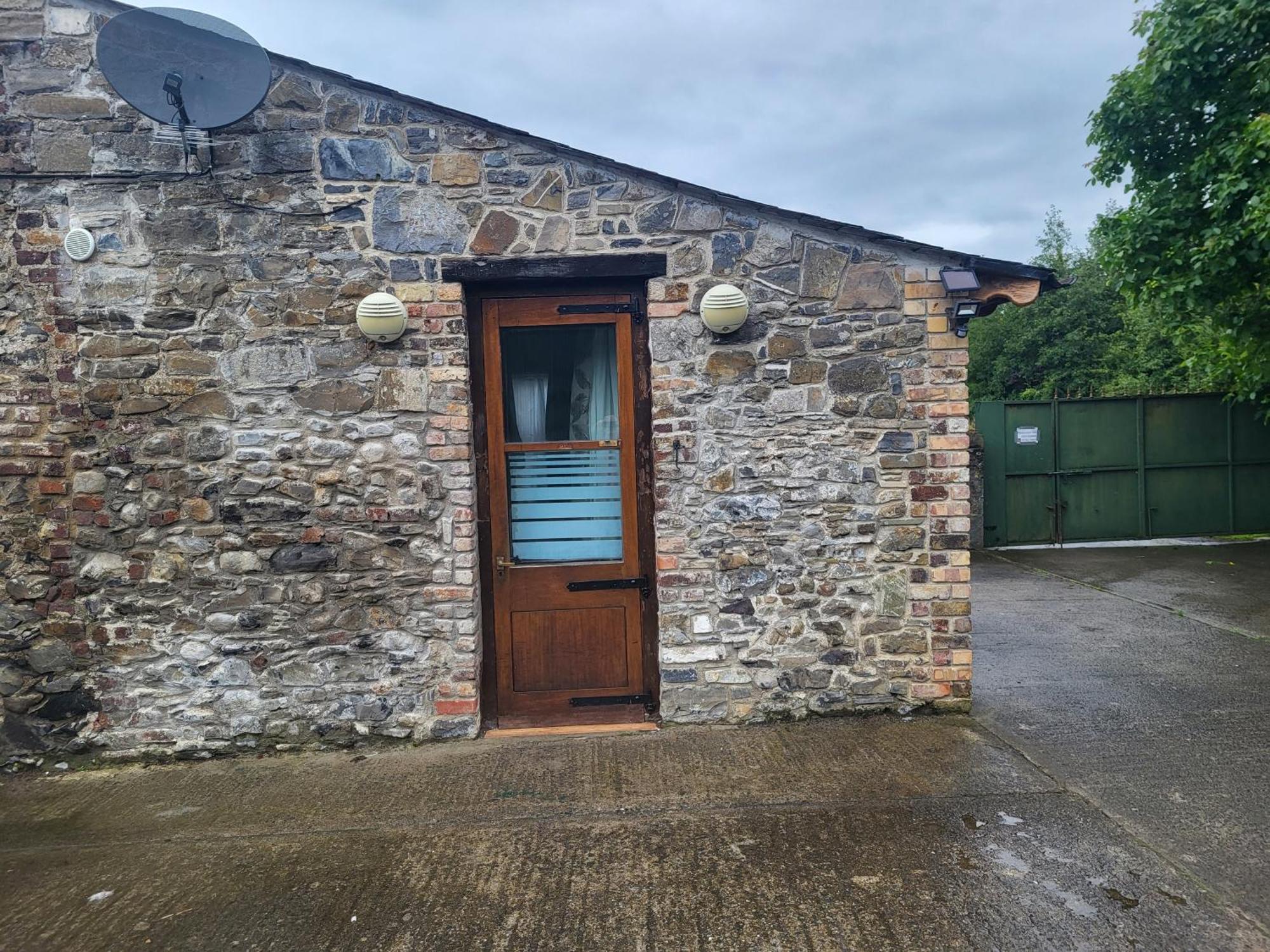 Mount Pleasant Country House Affittacamere Lucan Esterno foto