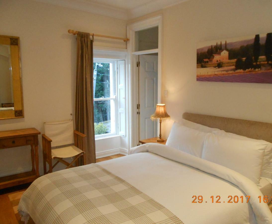 Mount Pleasant Country House Affittacamere Lucan Esterno foto